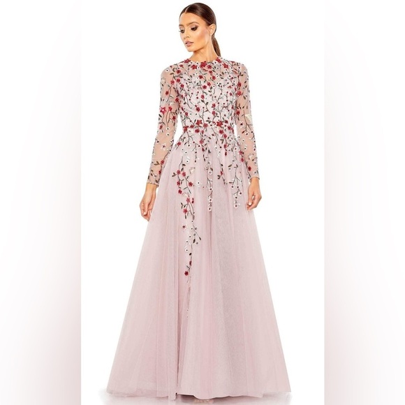Mac Duggal 20334 NWT Elegant Floral Embroidered Gown - Picture 2 of 7